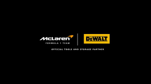 Marca DeWalt x McLaren Racing de taladros y llaves de impacto para talleres mecánicos de precisión y mantenimiento industrial.
