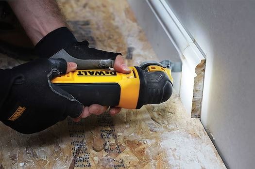 Multi-herramienta Oscilante DEWALT 300W con maleta TSTAK + 37 accesorios DWE315KT-QS