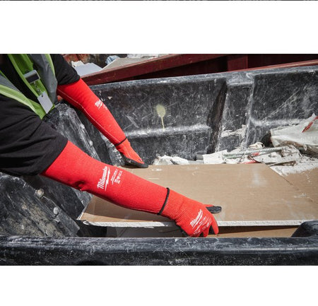 MW4932478584