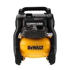 Compresor neumático Dewalt XR FLEXVOLT 54V de 9,5L sin aceite y sin cargador/batería DCC1054N-XJ