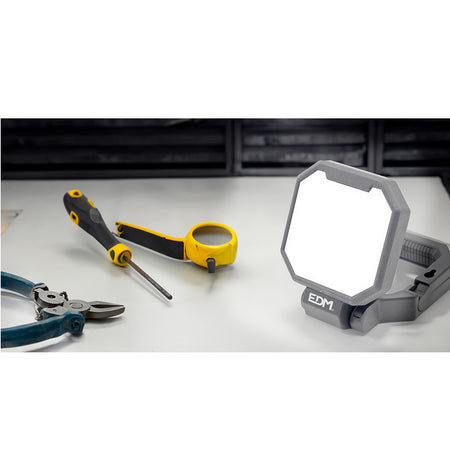 Foco led de trabajo 20W 2000Lm 3 en 1