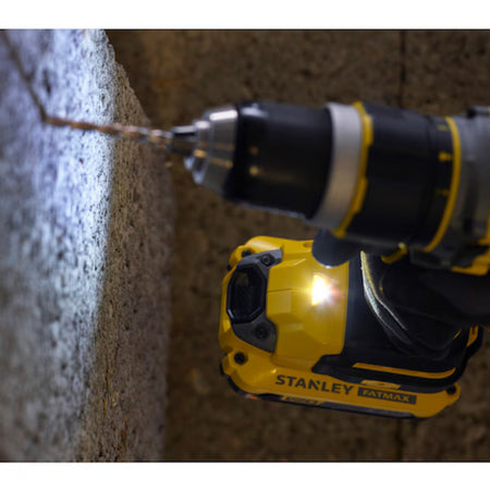 Taladro Percutor Stanley Brushless V20 Li-Ion 18V con 2 Baterías 2Ah, CARGADOR 2A y MaletínSFMCD721D2K