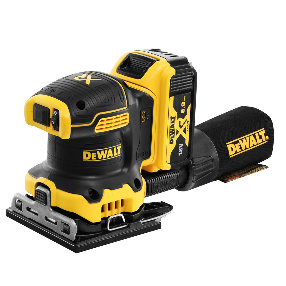 Lijadora Orbital 1/4 Hoja Electrónica XR 18V con 2 Baterías 5Ah y TSTAK Dewalt DCW200P2