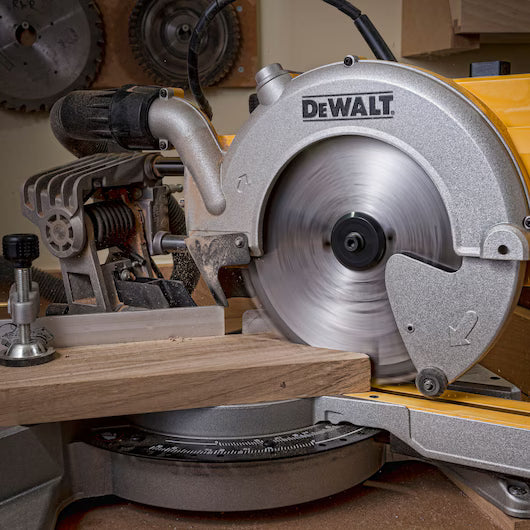 Hoja Sierra Brazo Radial 250mm 24D FT/DL Dewalt DT4301-QZ