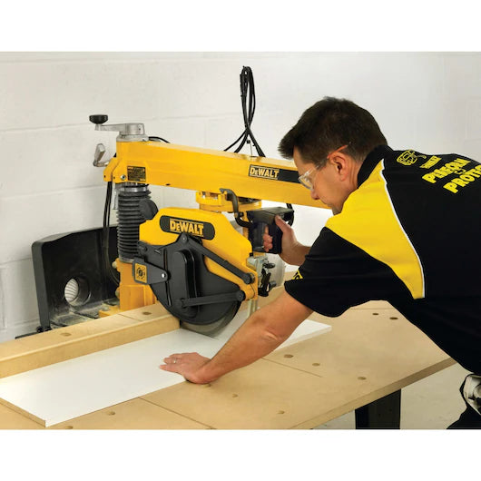 Sierra de Brazo Radial 4000W Ø350mm Trifásica Dewalt DW729KN
