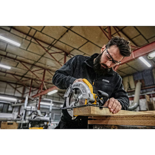 Sierra Circular 1350W Ø184mm 65mm Profundidad Dewalt DWE560