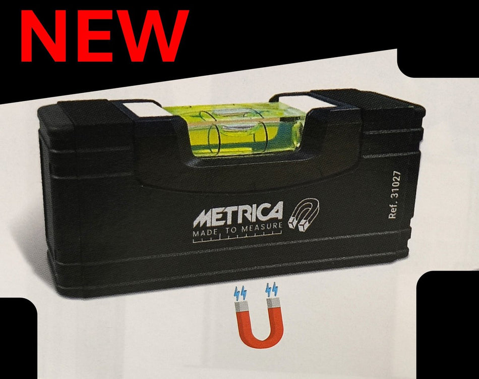 M231027