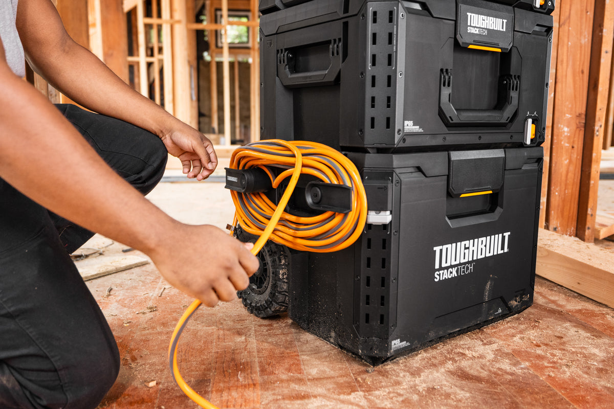 Brazos giratorios de plástico resistente para almacenamiento de cables