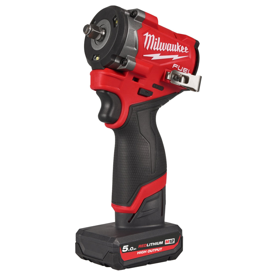 Llave de Impacto Subcompacta 3/8 M12 FUEL con Anillo, 2 Baterías 5.0 Ah HIGH OUTPUT, Cargador y Maletín Milwaukee M12 FCIWF38G3-502X