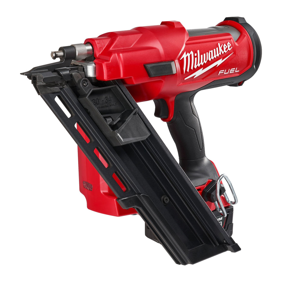 Clavadora de estructuras 34° de disparo único M18 FUEL con 2 Baterías 5.0Ah, Cargador y Maletín Milwaukee M18 FFNS-502C