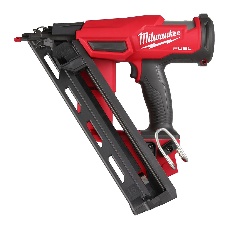 Clavadora de acabado 15GA M18 FUEL con Maletín Milwaukee M18 FN15GA-0X