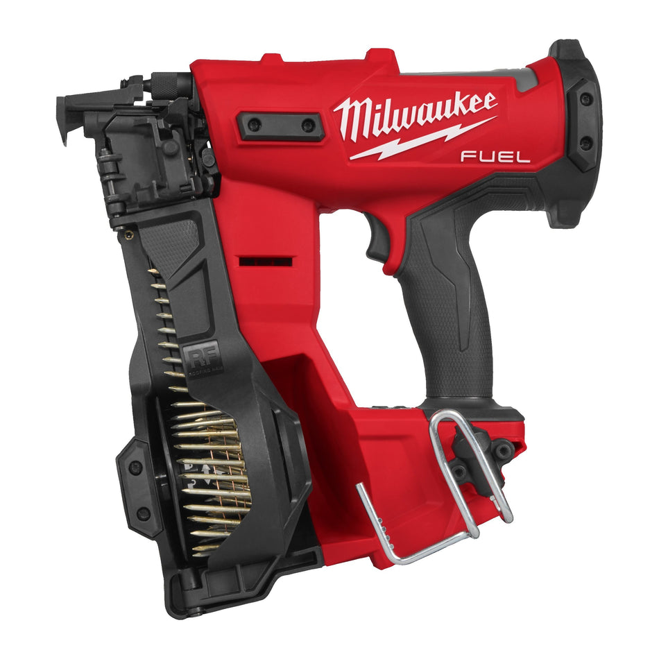 Clavadora de bobina para cubiertas M18 FUEL con 2 Baterías 3.0Ah HIGH OUTPUT, Cargador y Maletín Milwaukee M18 FRCN45-302X
