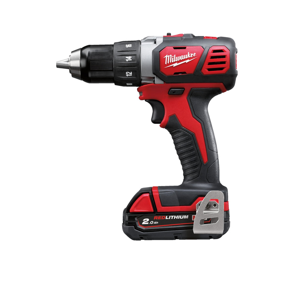Taladro Atornillador Compacto M18 BDD con 2 Baterías 2.0 Ah, Cargador Multivoltaje y Maletín Milwaukee M18 BDD-202C