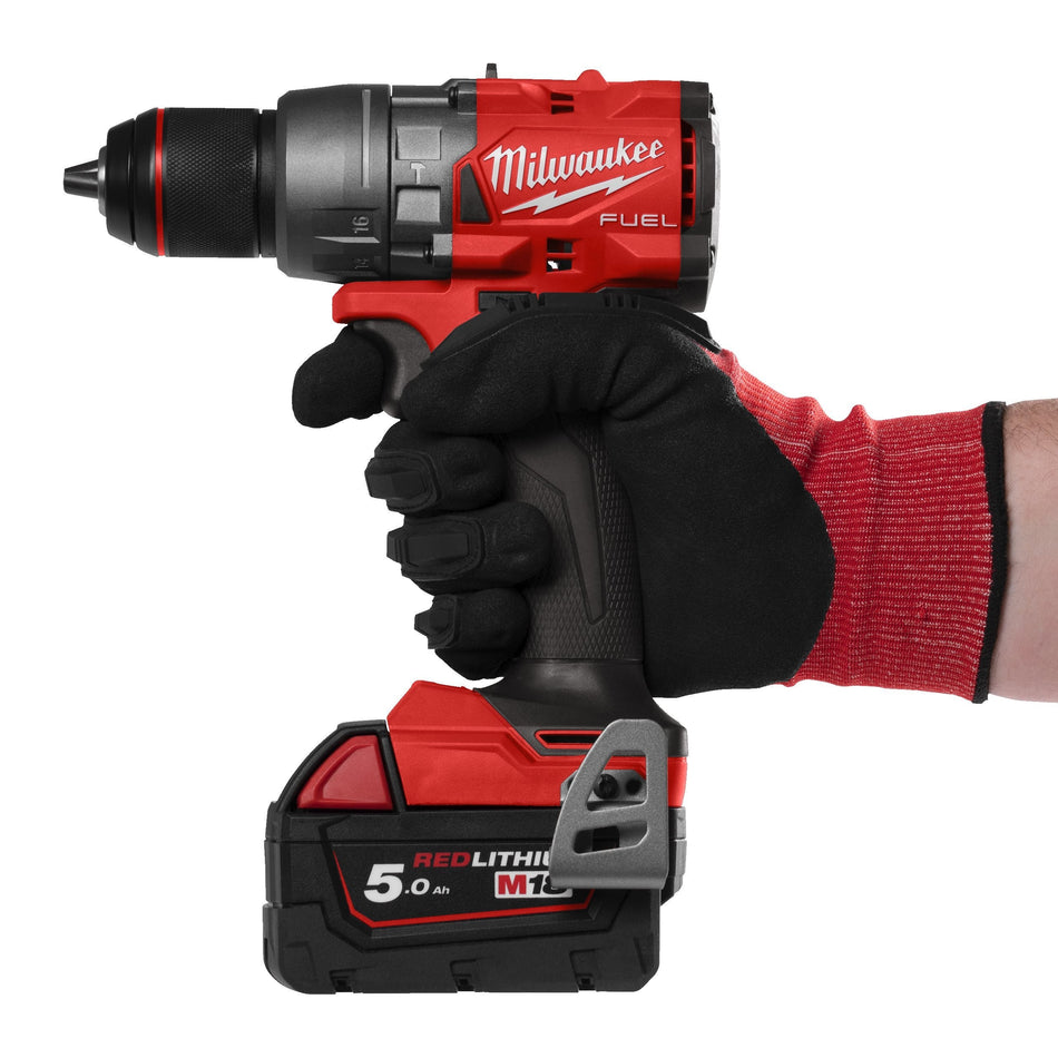 Taladro Percutor M18 FUEL FPD3 con 2 Baterías 5.0 Ah, Cargador Rápido y Maletín HD-Box Milwaukee M18 FPD3-502X