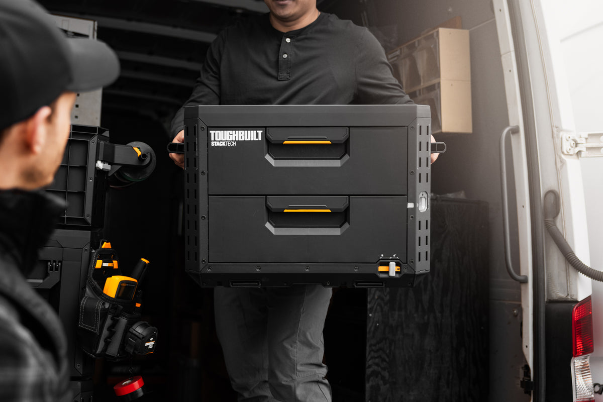 Tecnología de auto-alineación StackTech para apilar módulos de forma estable con un solo clic automático en la base.